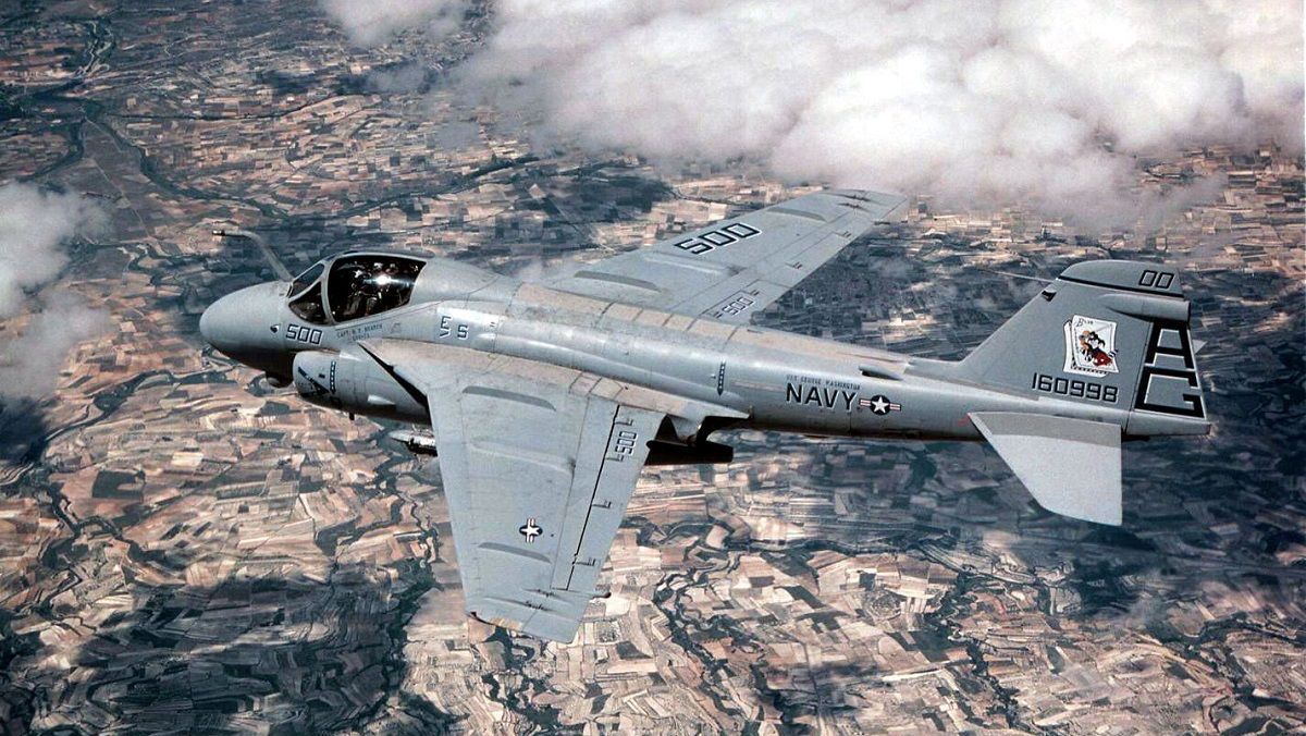 정규 인트루더 나오면 - 가이진 채널